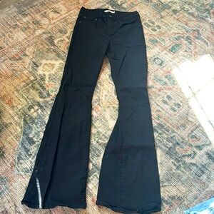 Levi’s size 27, mid rise 726 flare jeans